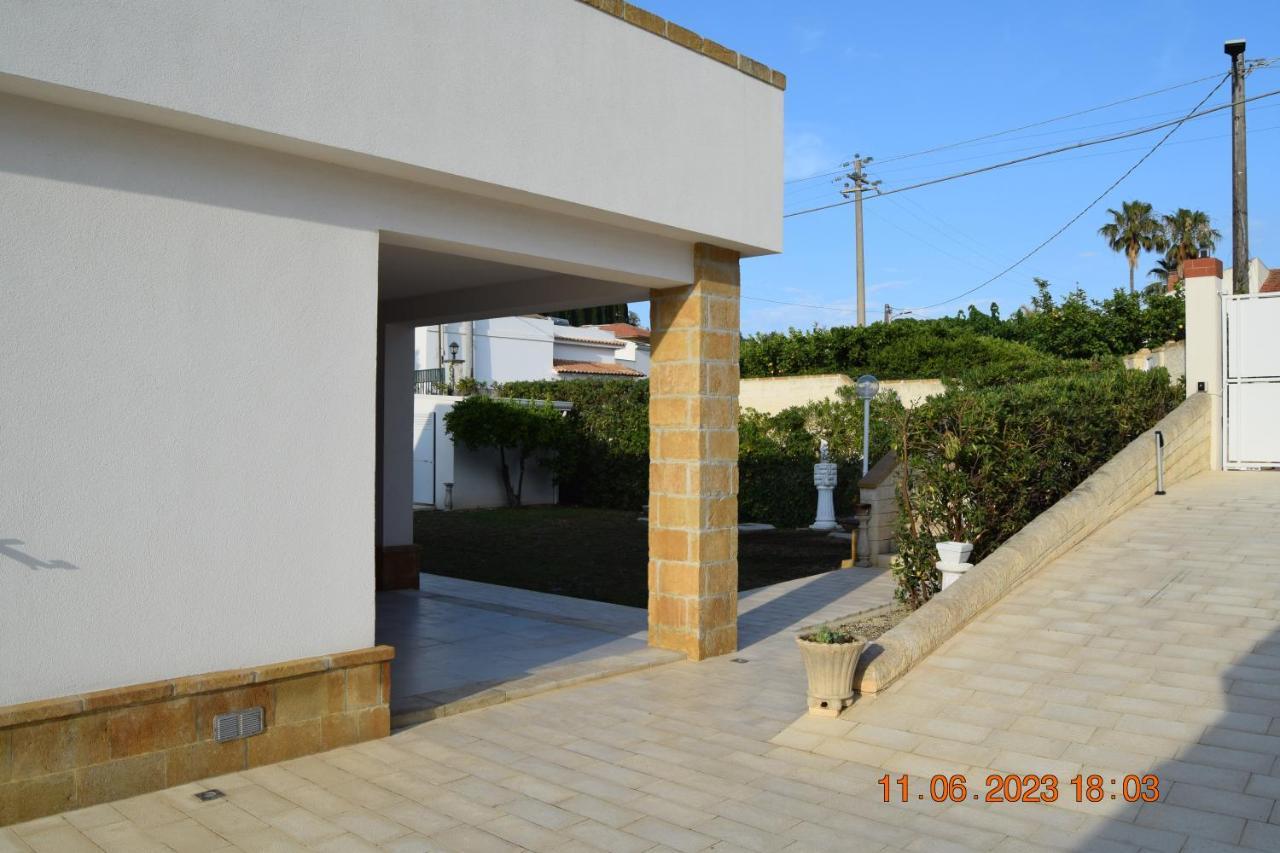 Villa Fior D'Ulivo 阿沃拉 外观 照片